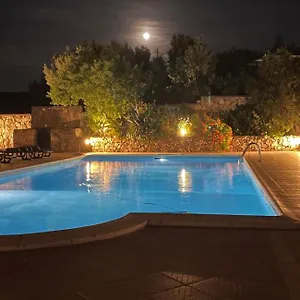 Villaggio Ristorante Pizzeria Museo Tanit Hotel
