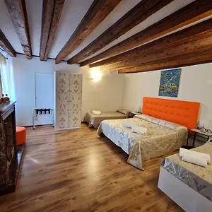 Ca Miracoli , Venecia Italia